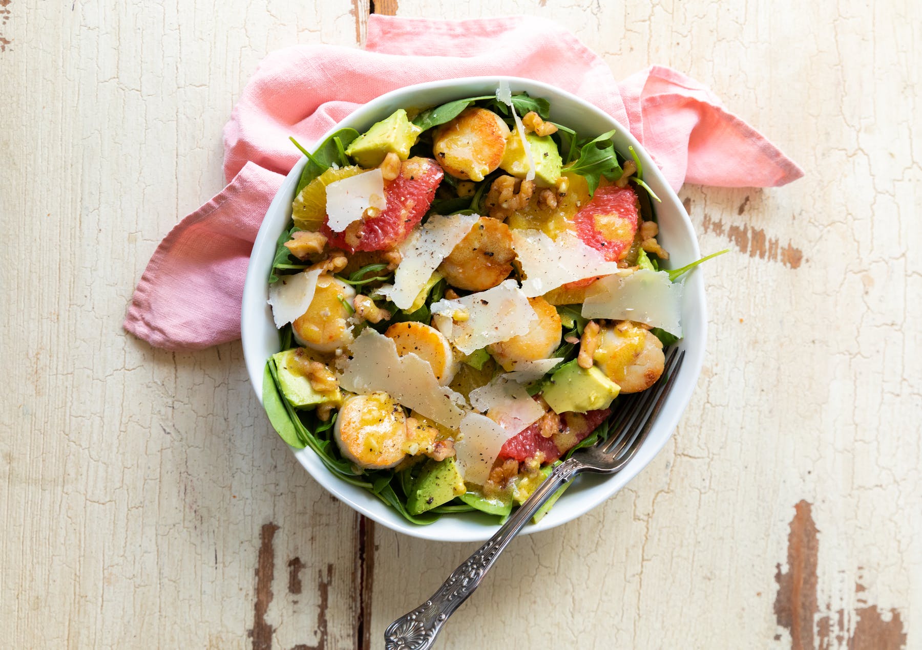 Winter Citrus Salad With Seared Scallops and Lemon-garlic Vinaigrette