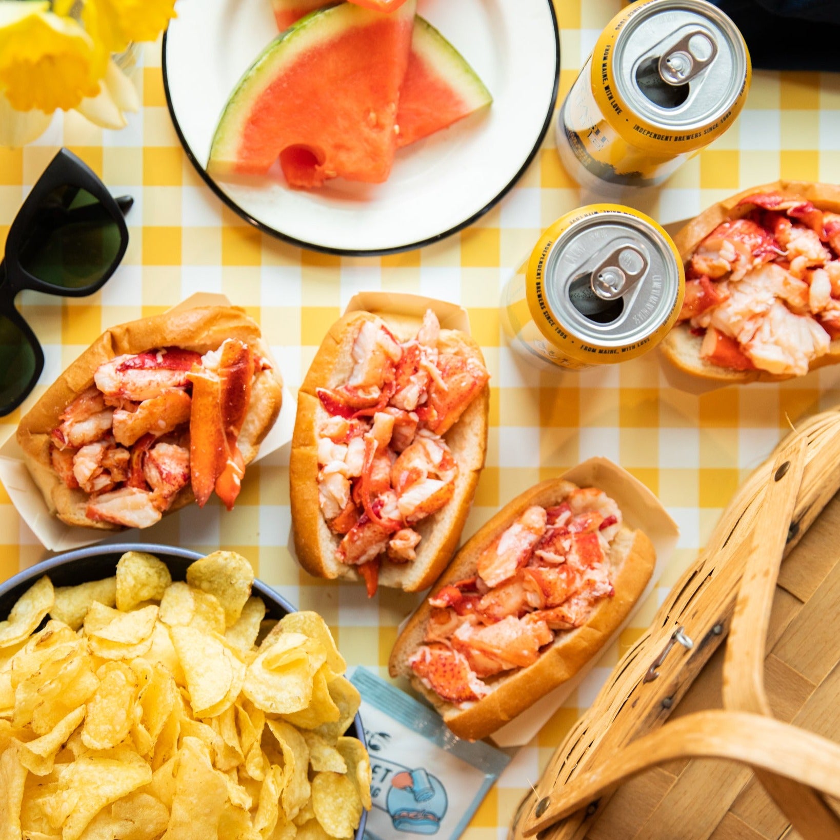 Load image into Gallery viewer, Jacob Knowles Lobster Roll Bundle - Serves 4
